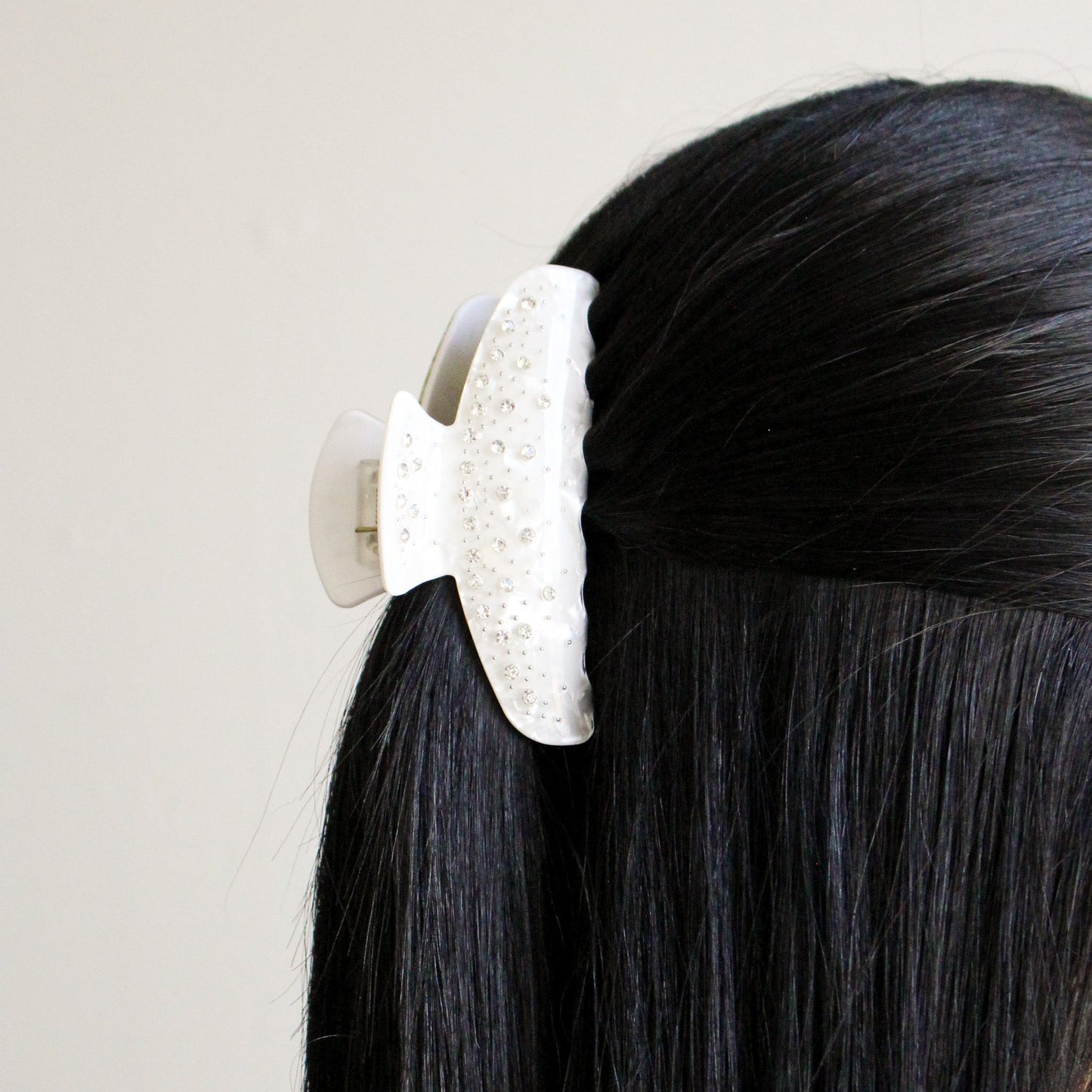 Iridescent Rhinestone Claw Hair Clip | Iridescent White