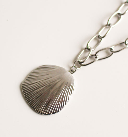 Thick Chain Necklace | Sterling Silver Plated Oval Medallion