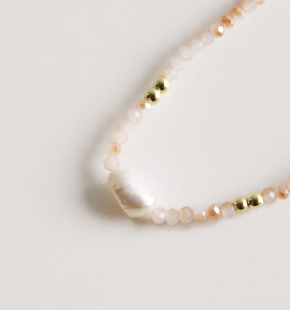 Freshwater Pearl Blush Beaded | Short Necklace