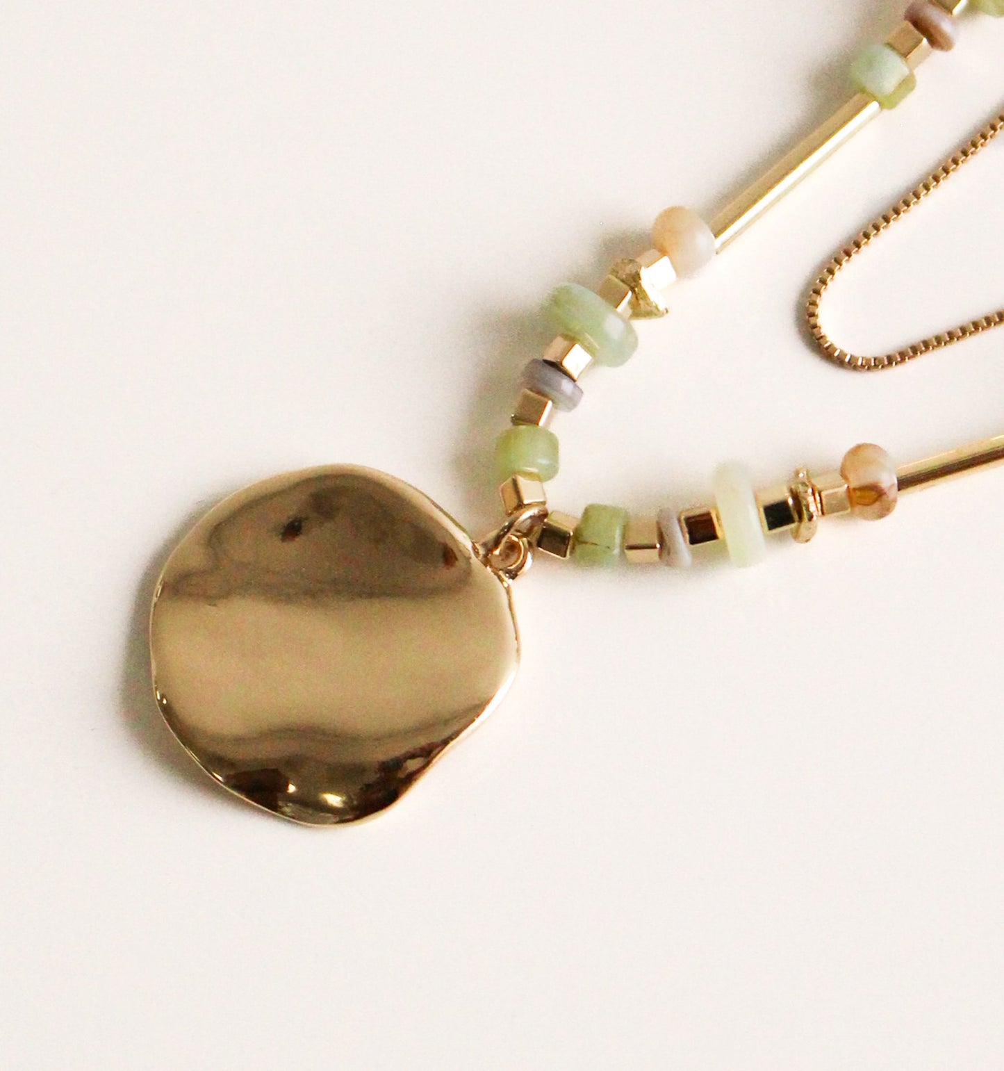 Double Layer Natural Stone Necklace | Hammered Gold Pendant