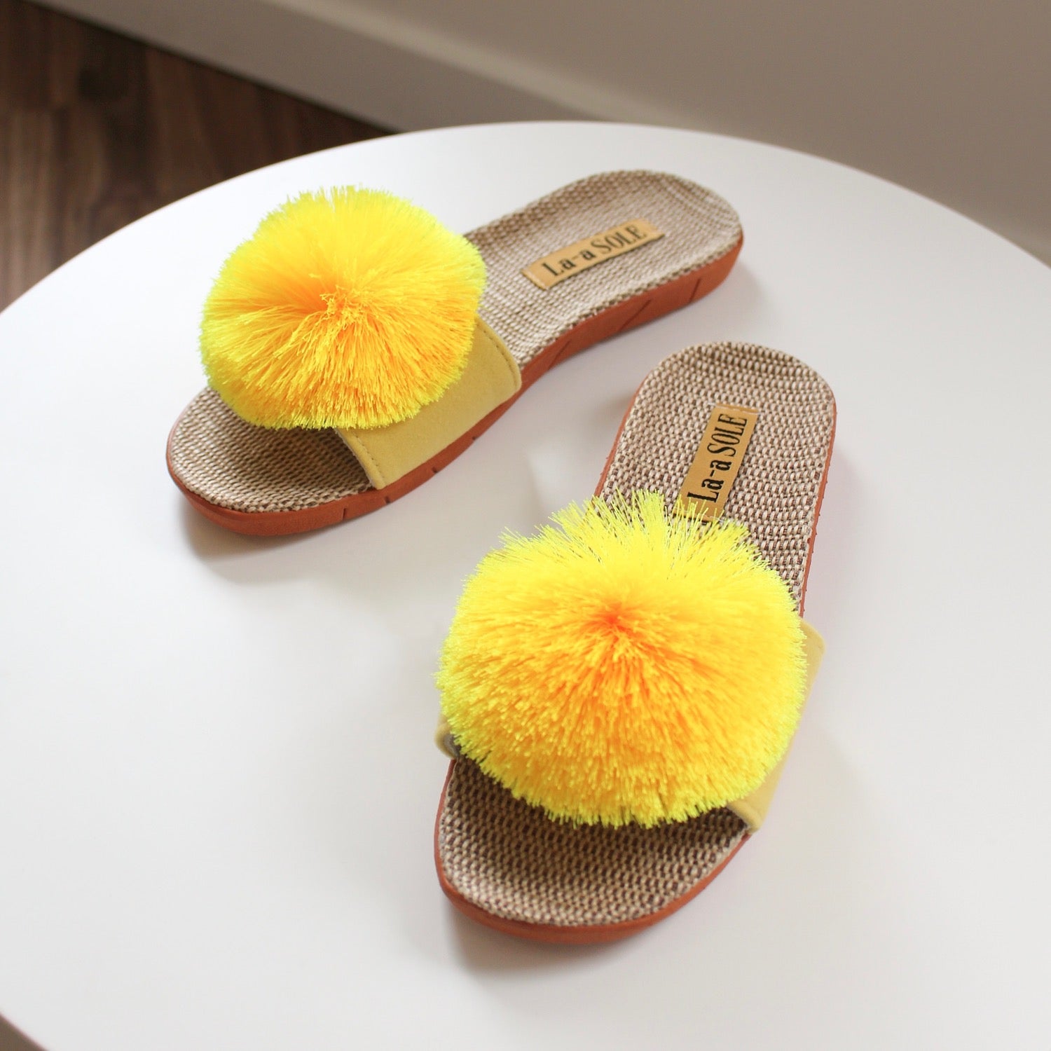 Yellow hot sale fur slides